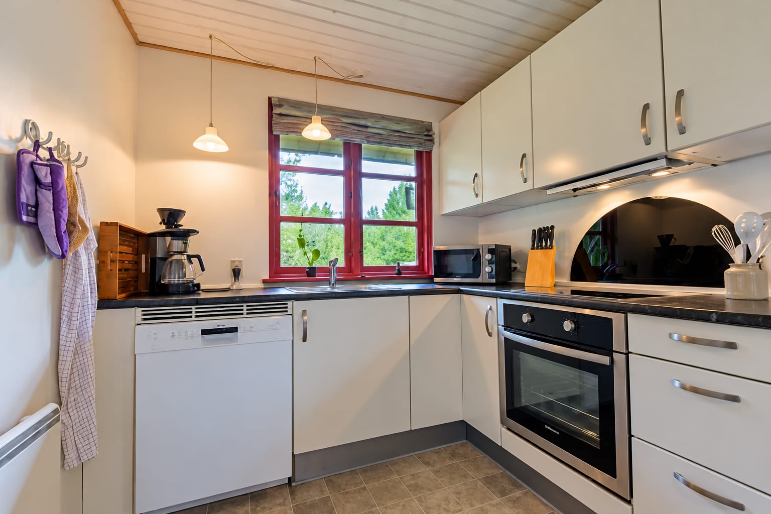 Ansicht des Ferienhauses und seiner Umgebung · Møllehusvej 64